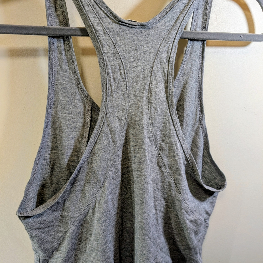 Wilfred Aritzia Grey Pima Cotton Racerback Pocket Tank XXS - Picture 5 of 6